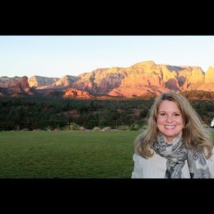 Meet your Posher, Lisa